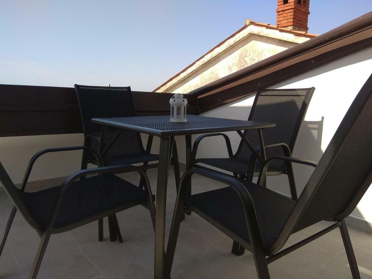 Lorber House Stinjan Apartma *