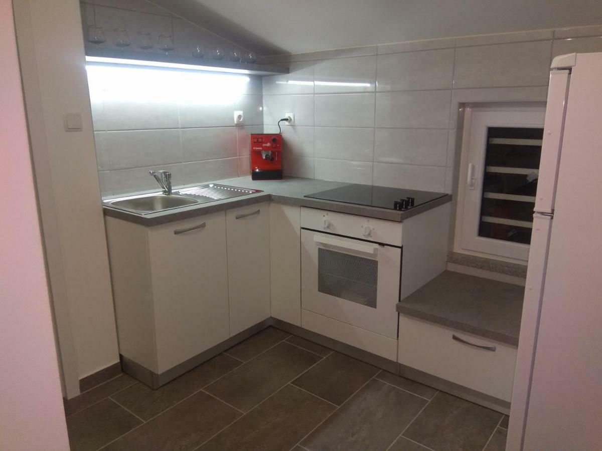 Lorber House Stinjan Apartment Pula